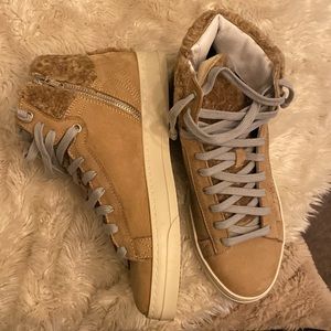 P448 shearling and suede sneaker 38
